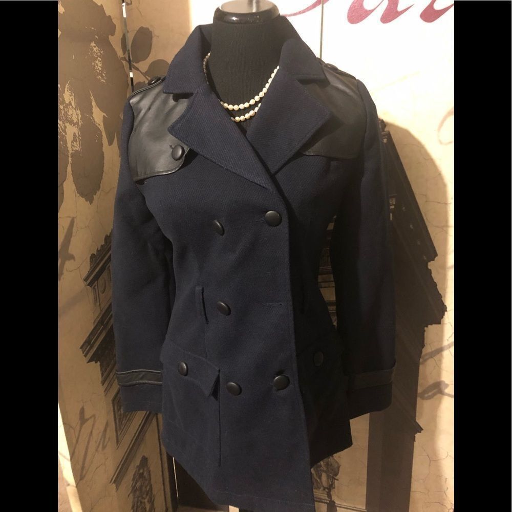 NWT nice jacket by Tulle in size small junior